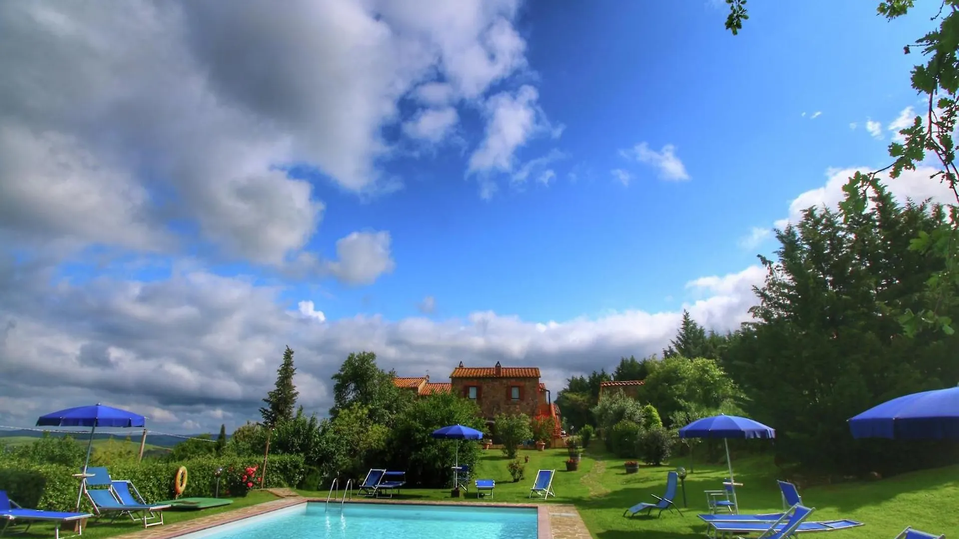 Farmhouse For Four People With Pool Castiglione dʼOrcia 0*,