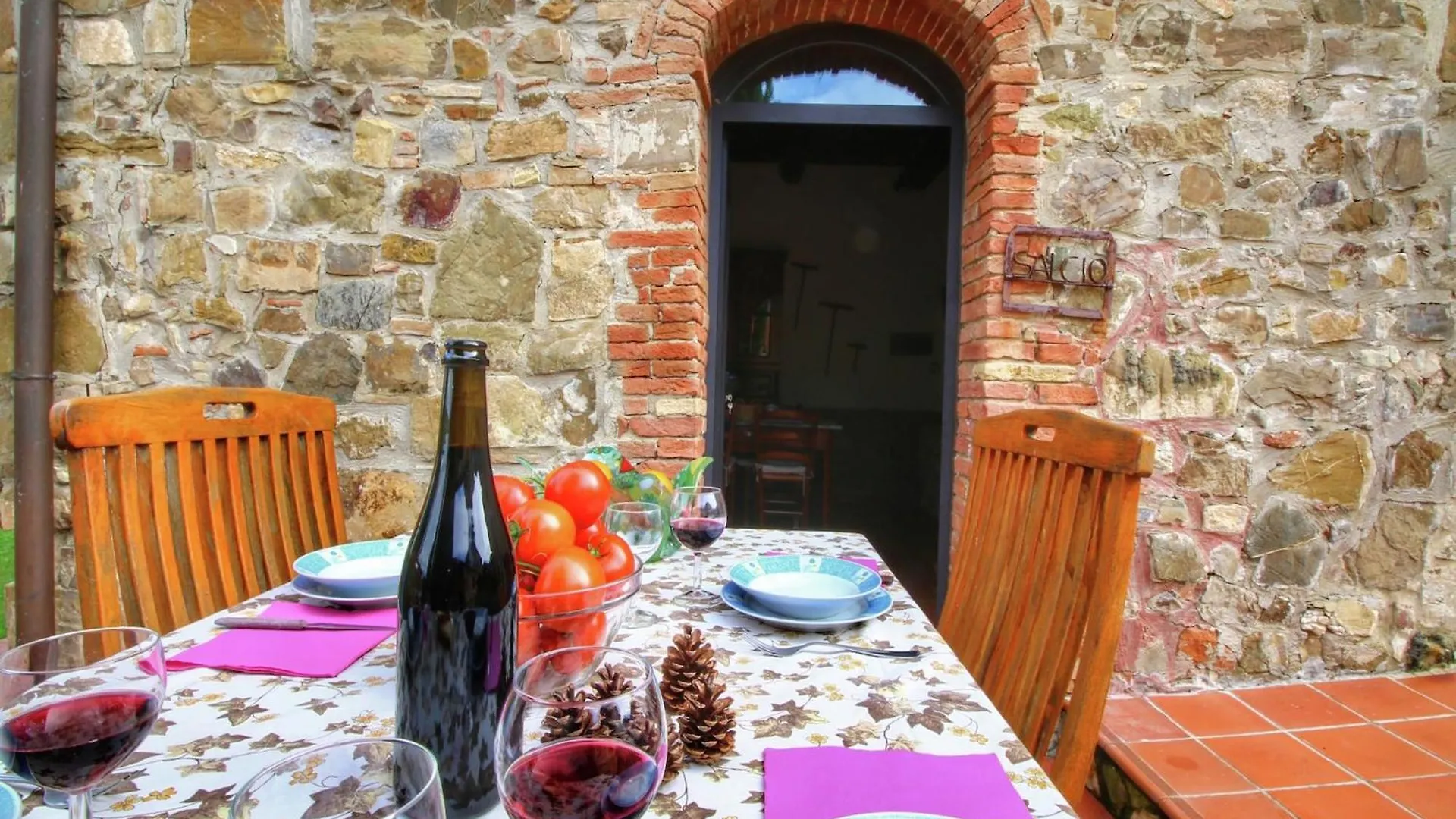 Farmhouse For Four People With Pool Castiglione d'Orcia